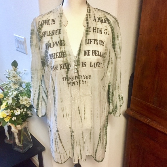 Simply U “All you Need is Love 💚” Blouse - Picture 2 of 8